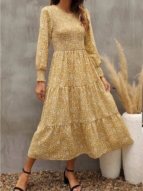 Yellow Floral Maxi Dress Long Sleeve Smocked Midi Ditsy Tiered 2XL NWOT Garden